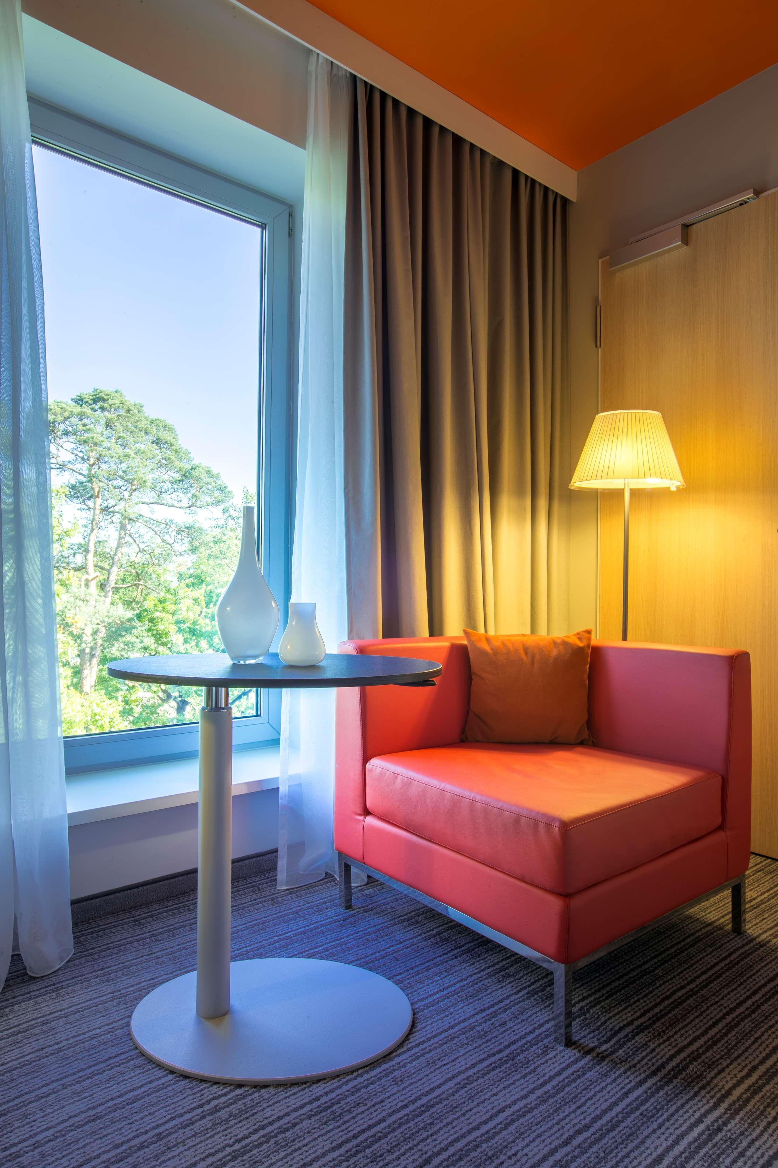 Park Inn By Radisson Frankfurt Airport Francoforte sul Meno Esterno foto