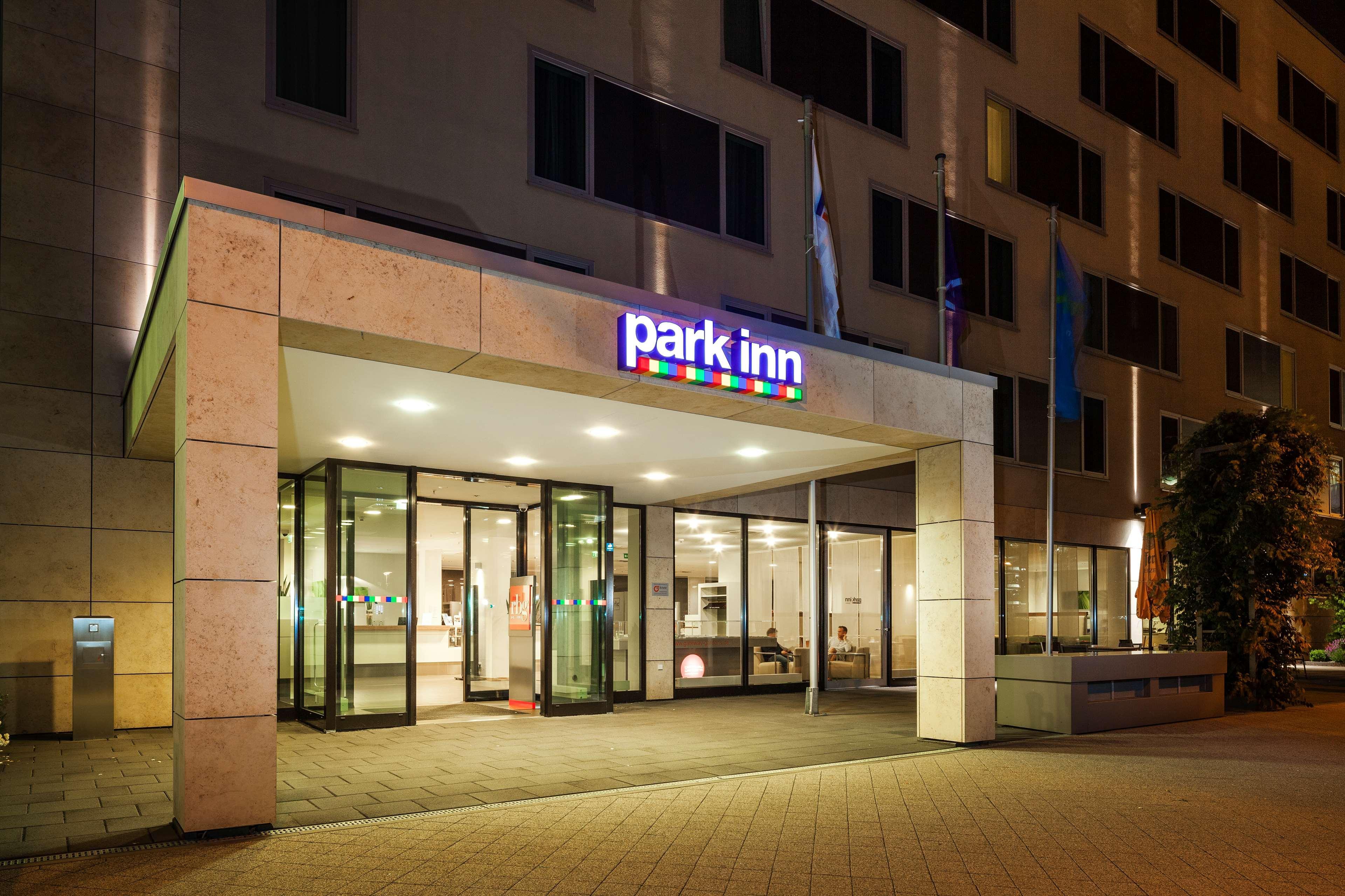 Park Inn By Radisson Frankfurt Airport Francoforte sul Meno Esterno foto