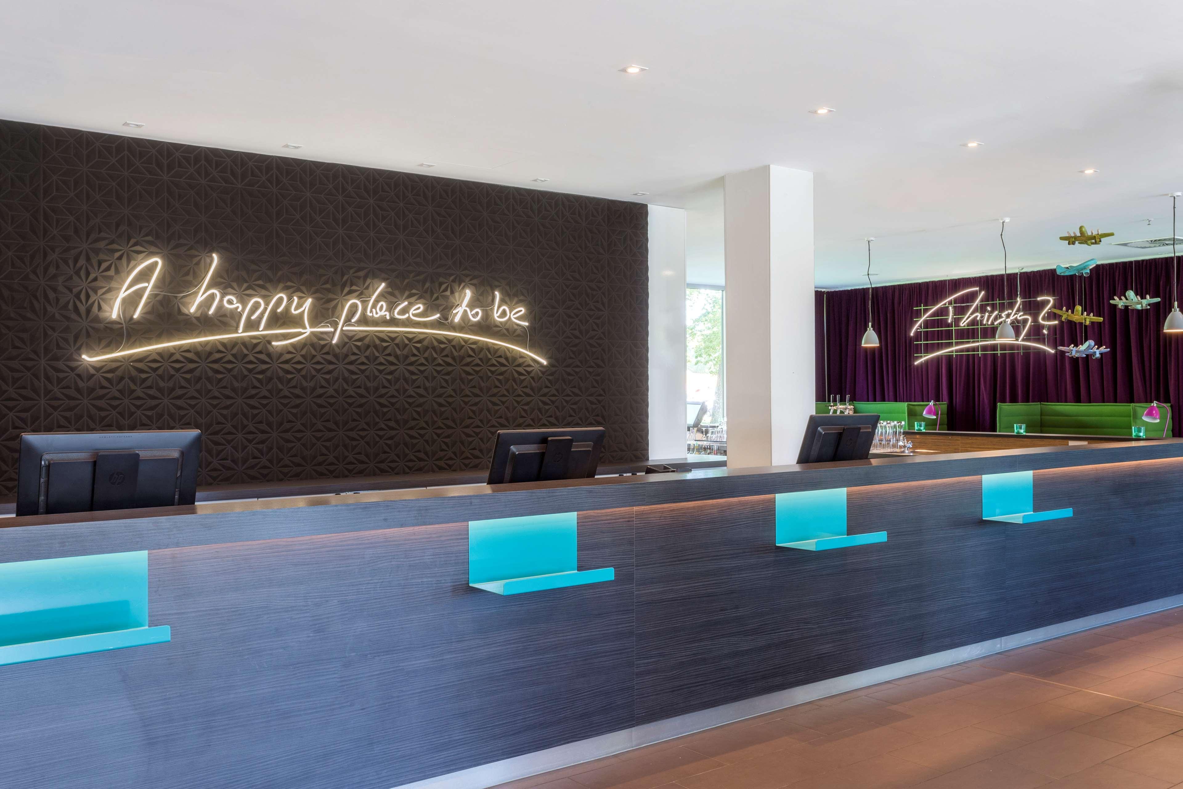 Park Inn By Radisson Frankfurt Airport Francoforte sul Meno Esterno foto